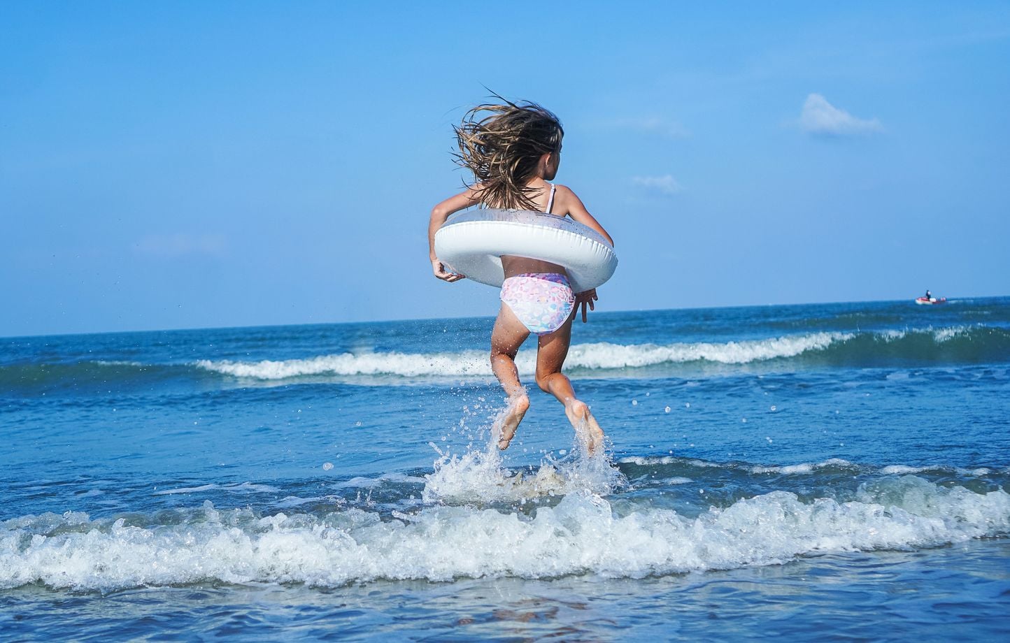 “Una sexualización del cuerpo del niño”… ¿Por qué los bañadores de dos piezas para niñas plantean dudas? “Una sexualización del cuerpo del niño”… ¿Por qué los bañadores de dos piezas para niñas plantean dudas?